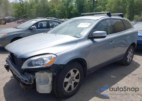 2011 Volvo Xc60 3.2 from USA, damaged, VIN YV4940DZ6B2185745